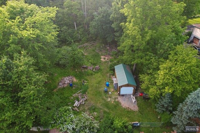 414 Wills Avenue  Hopatcong NJ 07874 photo