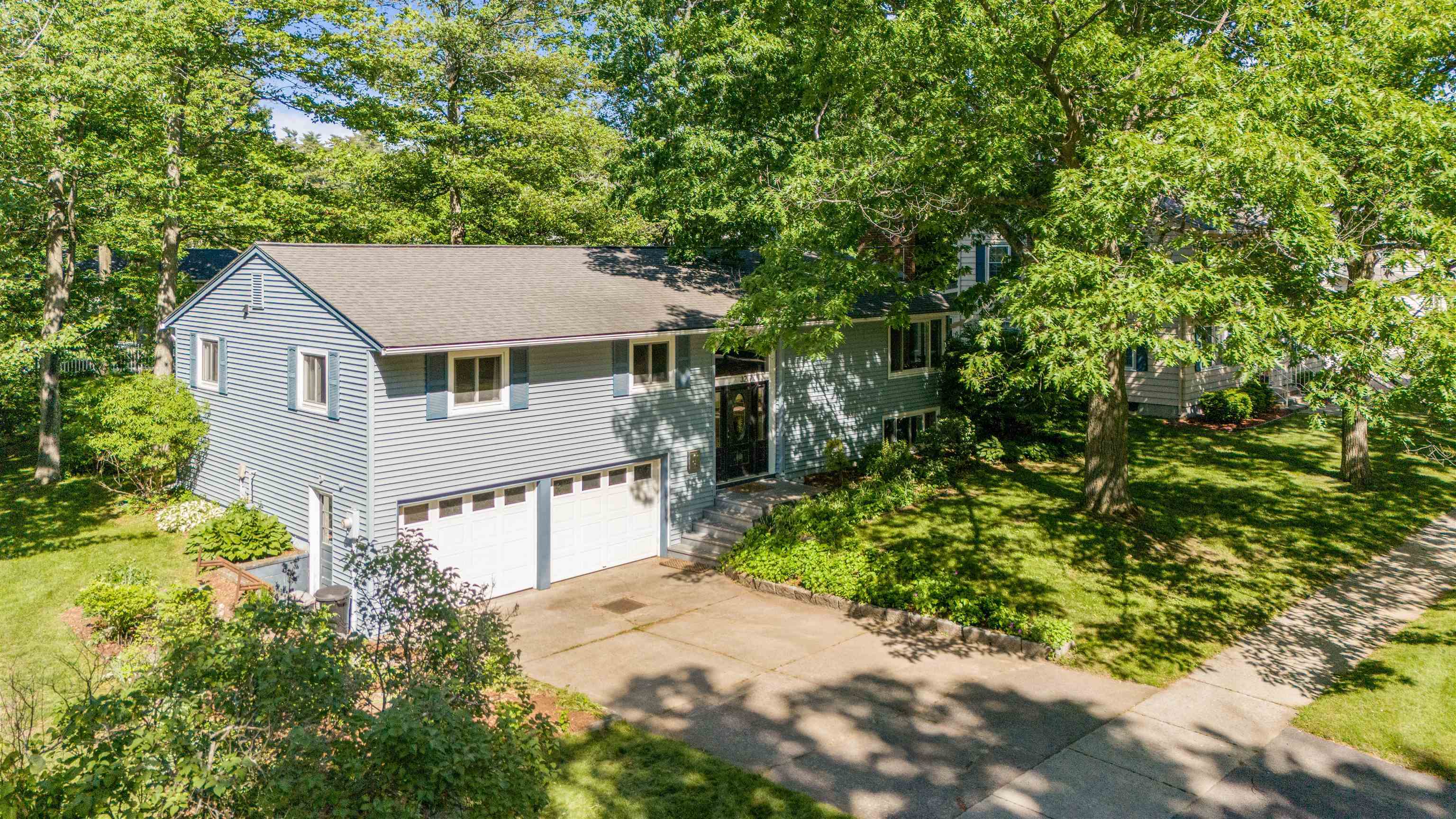 Property Photo:  32 Birchwood Lane  VT 05401 