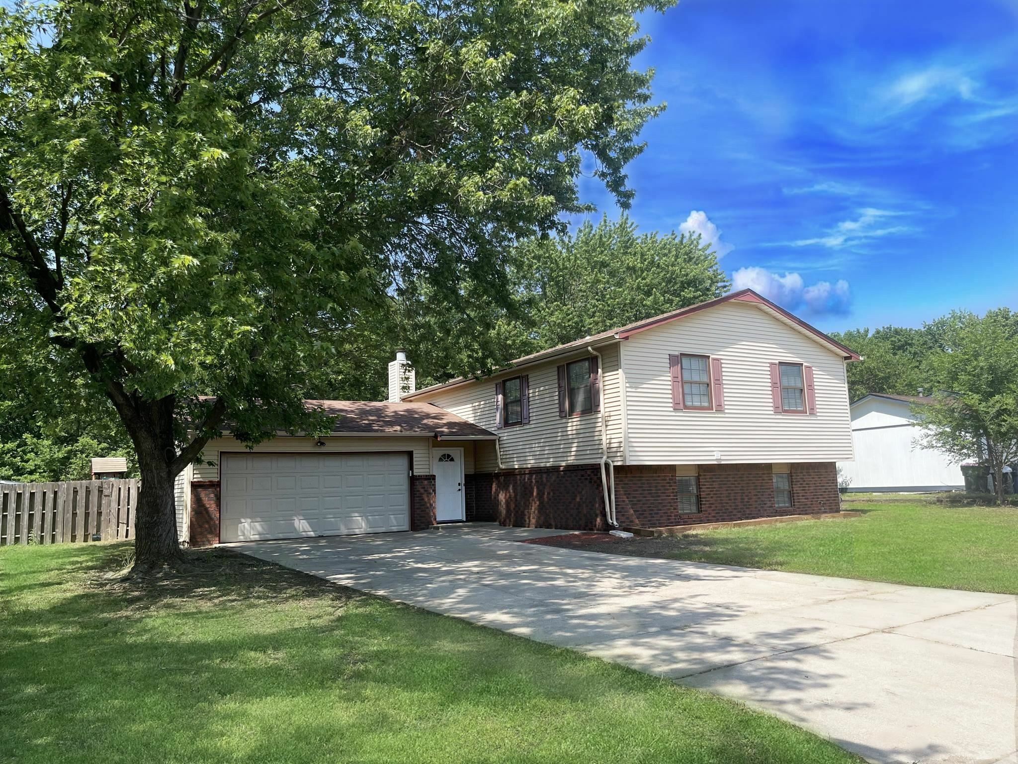 4324 E Norwood Ln  Wichita KS 67220 photo