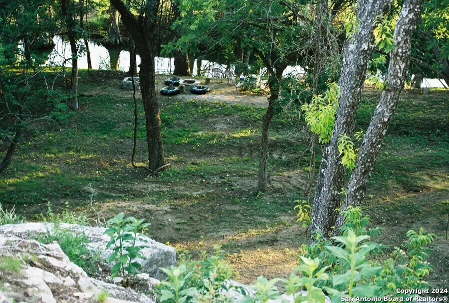 Property Photo: 627 Robindale TX 78003