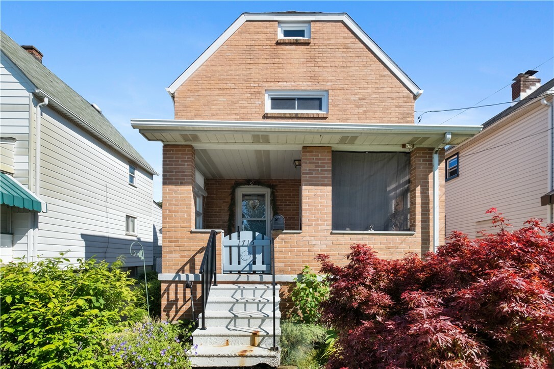 Property Photo:  1715 McMinn Street  PA 15001 