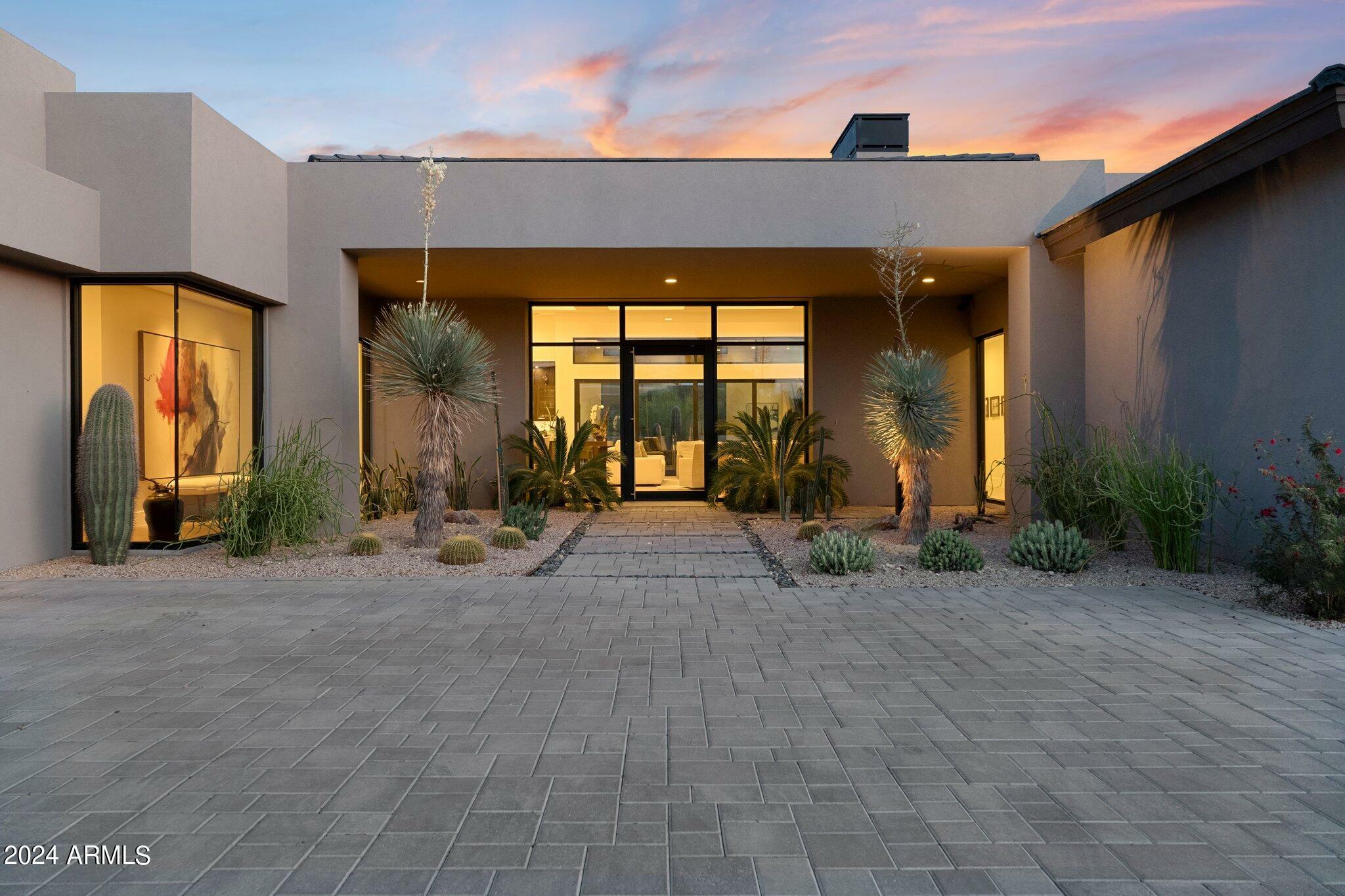 Property Photo: 11076 E Cinder Cone Trail AZ 85262