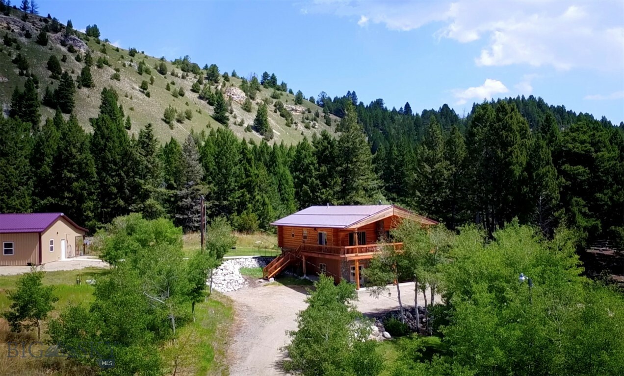 Property Photo:  16676 Mt Highway 1  MT 59711 