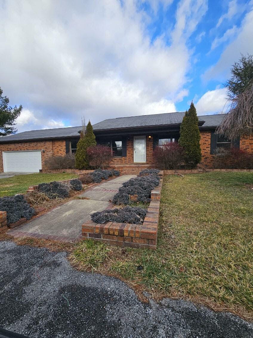 Property Photo:  996 Adair Road  WV 24918 