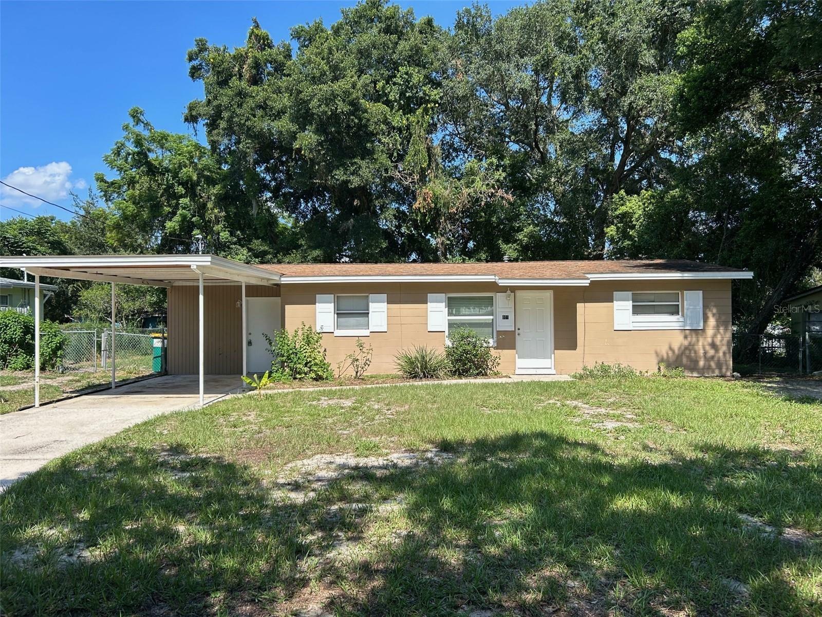 Property Photo:  801 Plumosa Avenue  FL 34731 