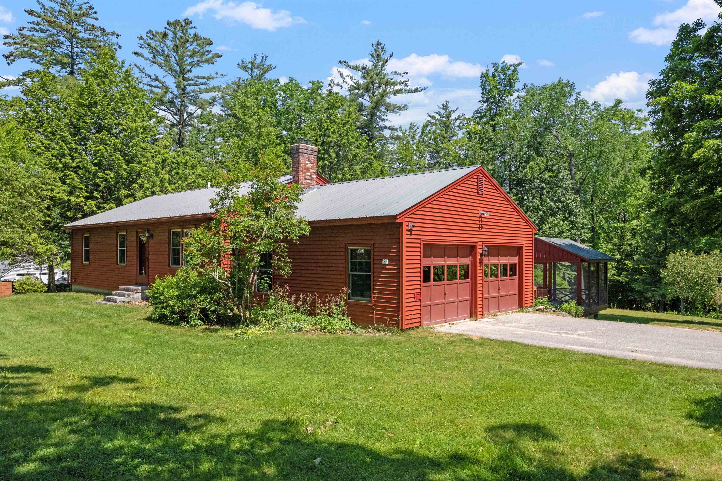 Property Photo: 53 Woodhill Hooksett Road NH 03304