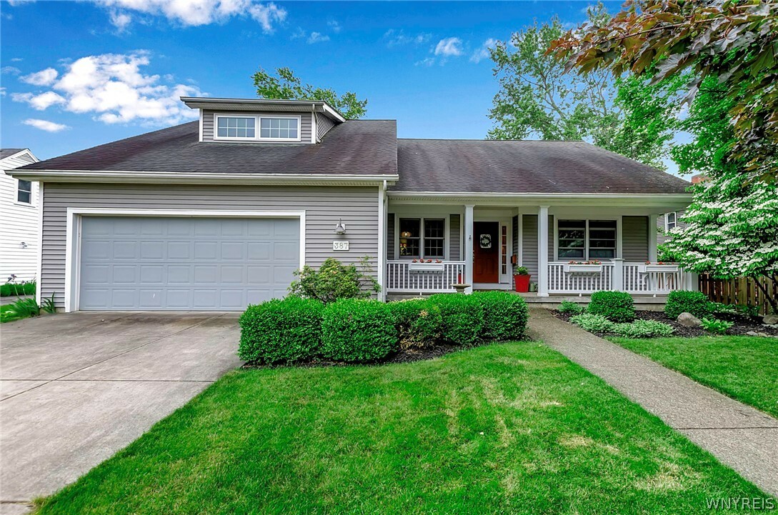 Property Photo:  387 North Street  NY 14052 