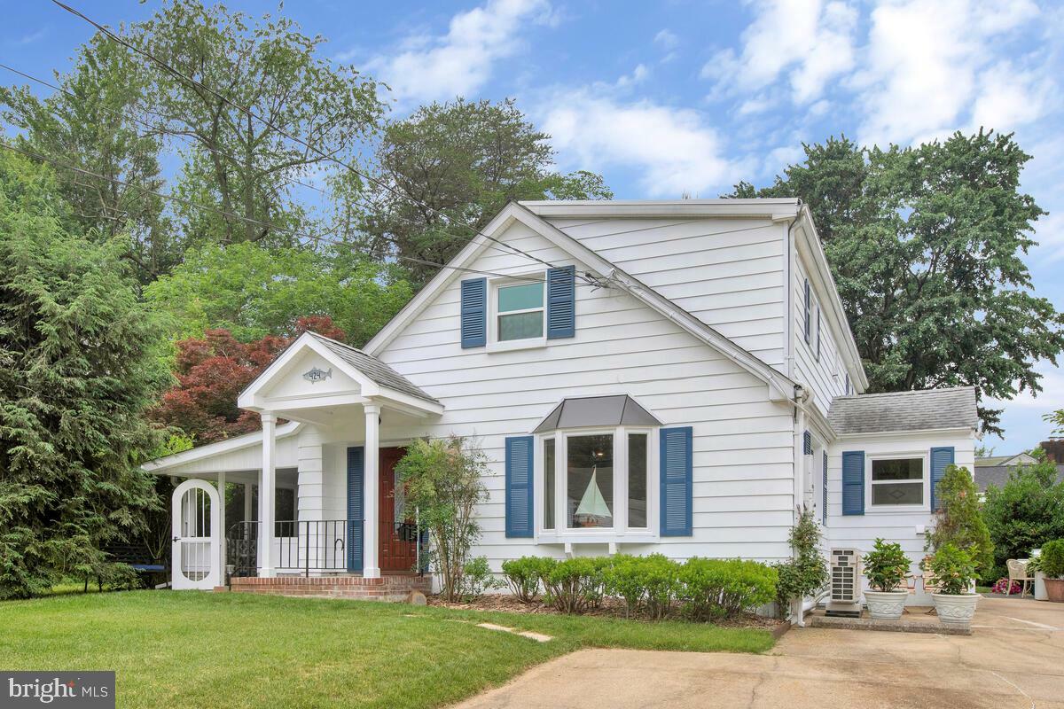 Property Photo:  424 Dewey Drive  MD 21401 