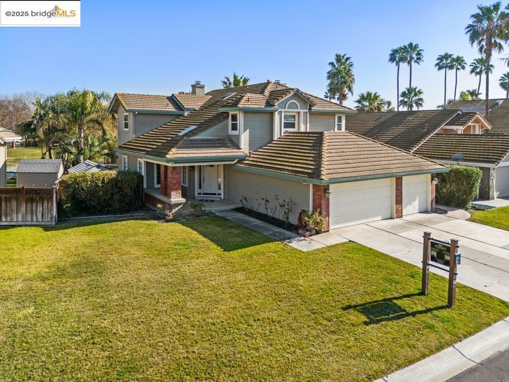 Property Photo:  2215 Colonial Ct  CA 94505 