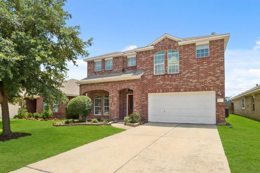 Property Photo: 24727 Sandusky Drive TX 77375