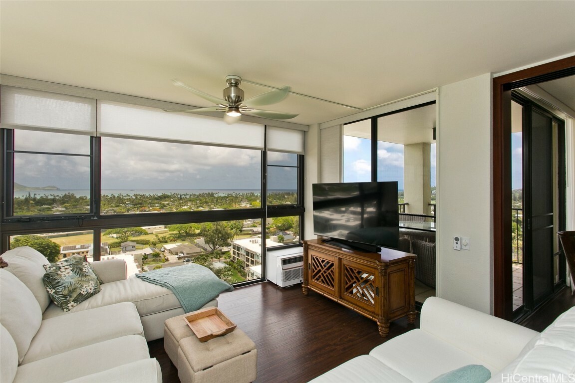 Property Photo:  322 Aoloa Street 1501  HI 96734 