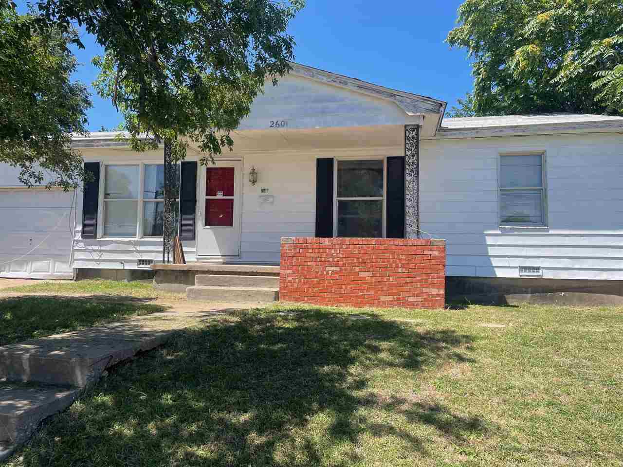 Property Photo:  2601 NW Lindy Ave  OK 73505 