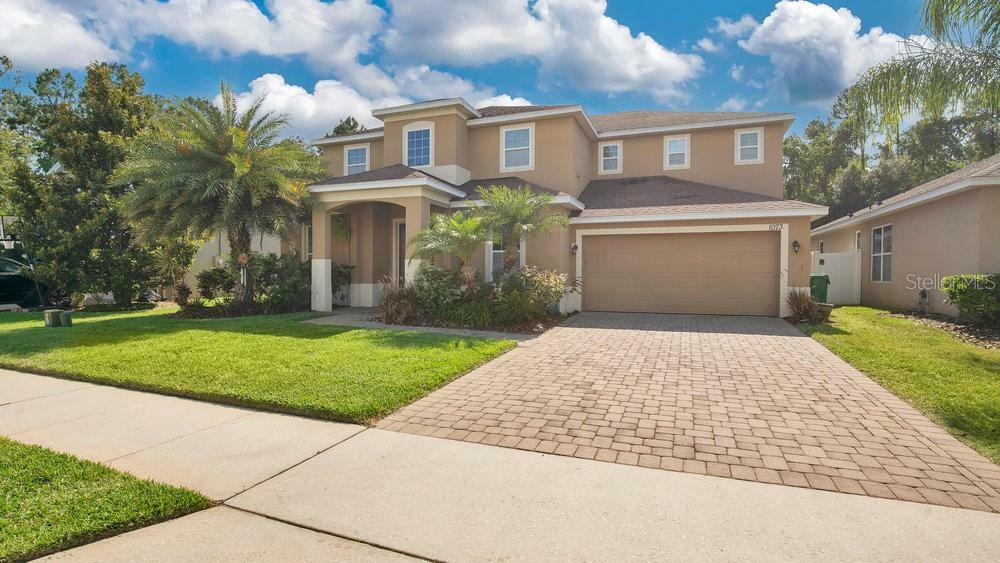 Property Photo:  1073 Vinsetta Circle  FL 34787 