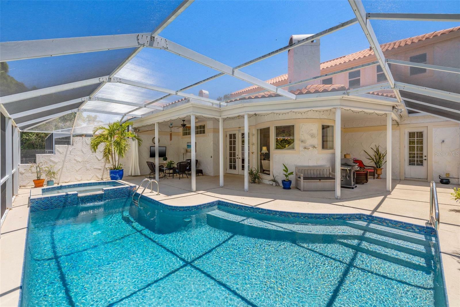 Property Photo:  2945 La Concha Drive  FL 33762 