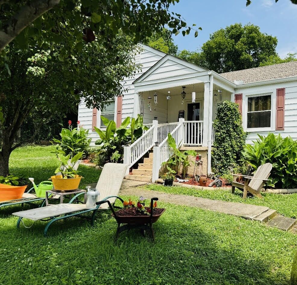 Property Photo:  203 W Cedar St  TN 37072 