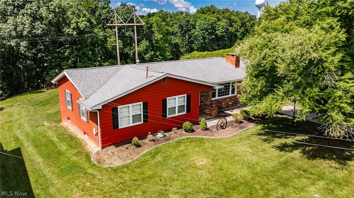 Property Photo:  1722 Forest Hills Drive  WV 26104 