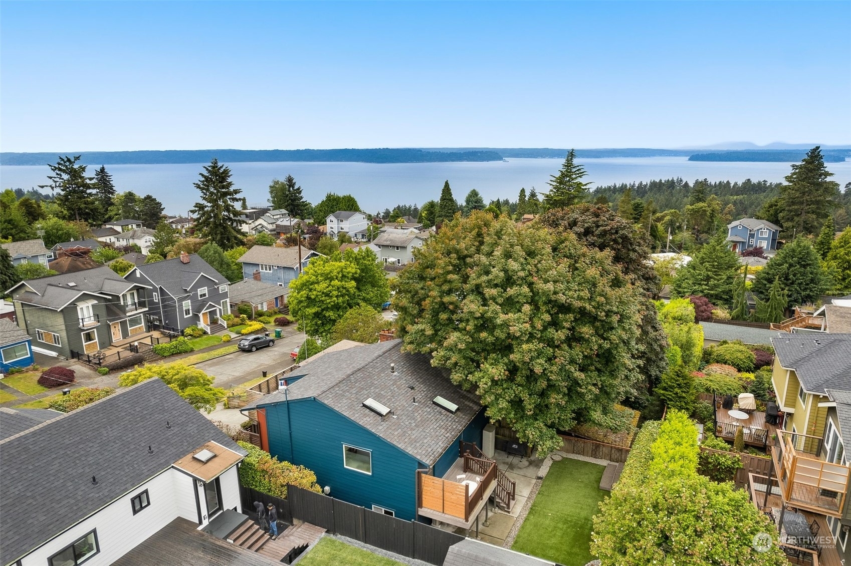 Property Photo:  4122 SW Southern Street  WA 98136 