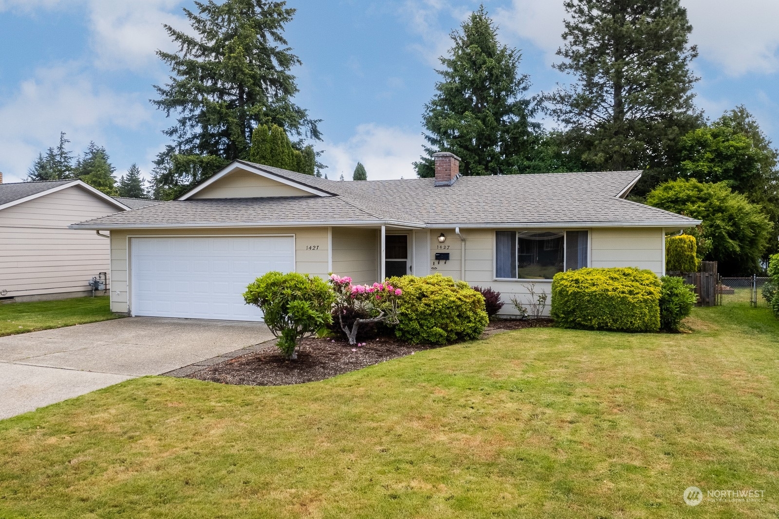 Property Photo:  1427 N Baltimore  WA 98406 