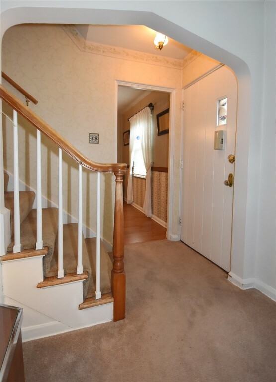 Property Photo:  18 E Manilla Ave  PA 15220 