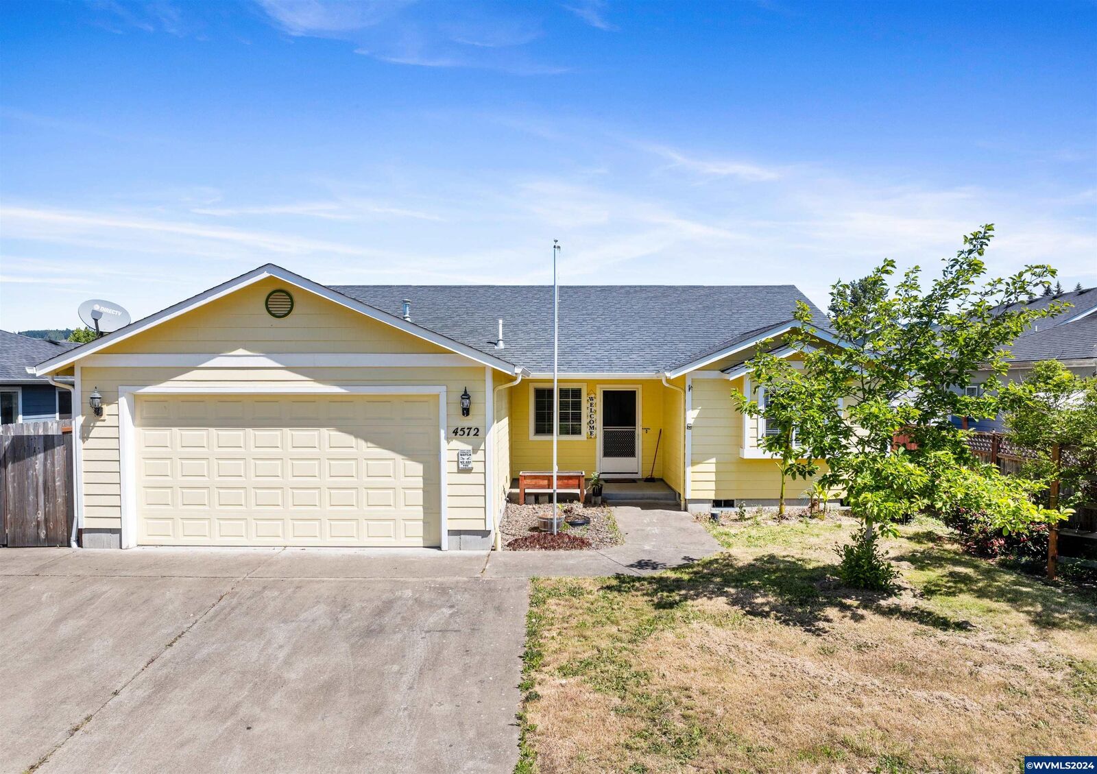 Property Photo:  4572  Live Oak St  OR 97386 