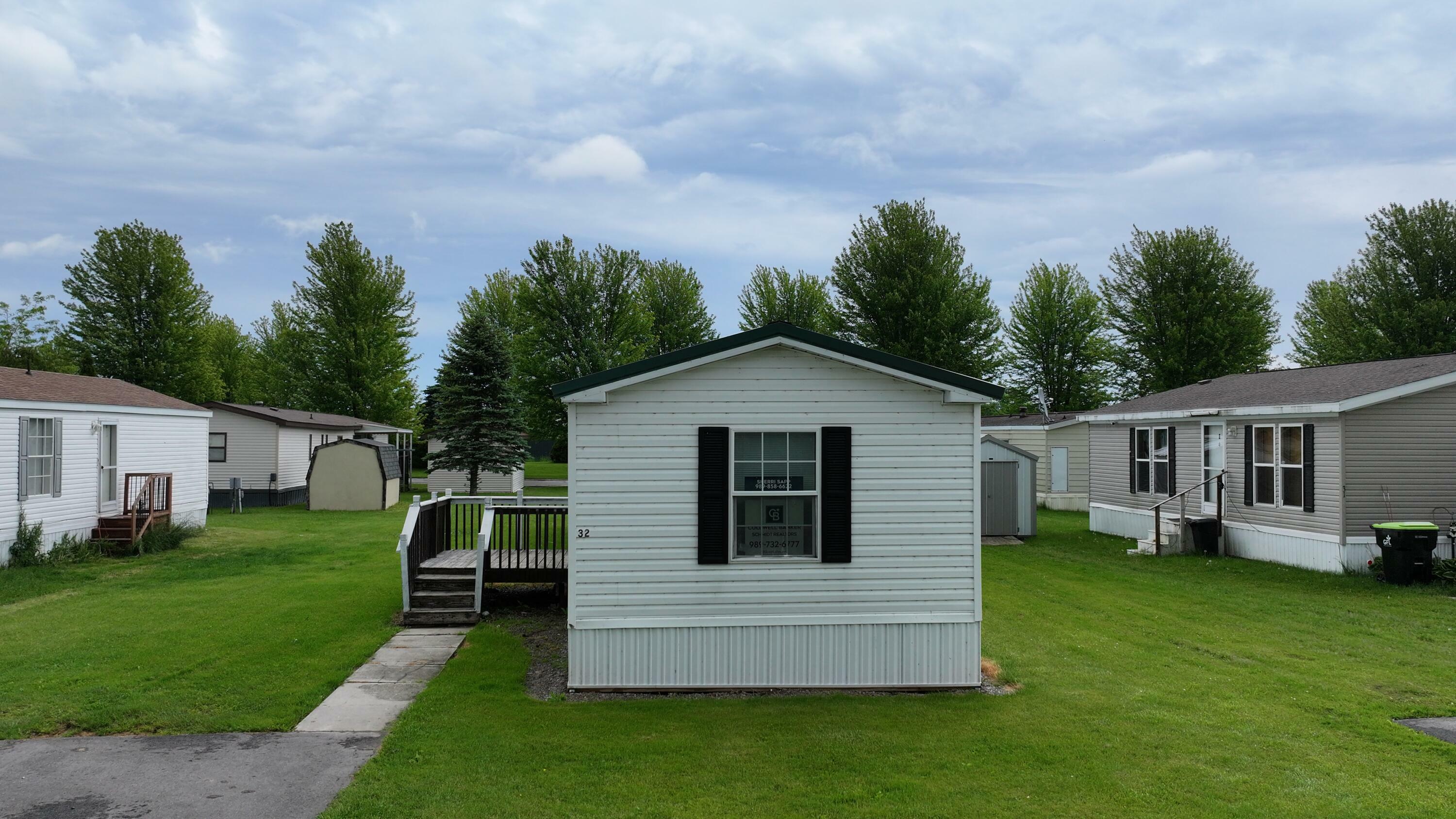 Property Photo:  32 Chelsey Lane  MI 49721 