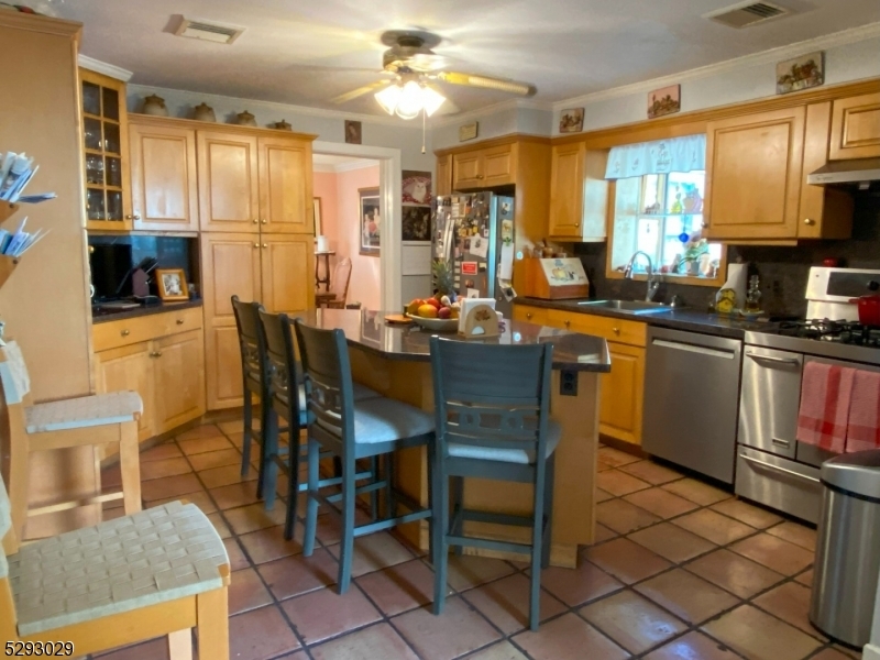 Property Photo:  841 Union Ave  NJ 07205 