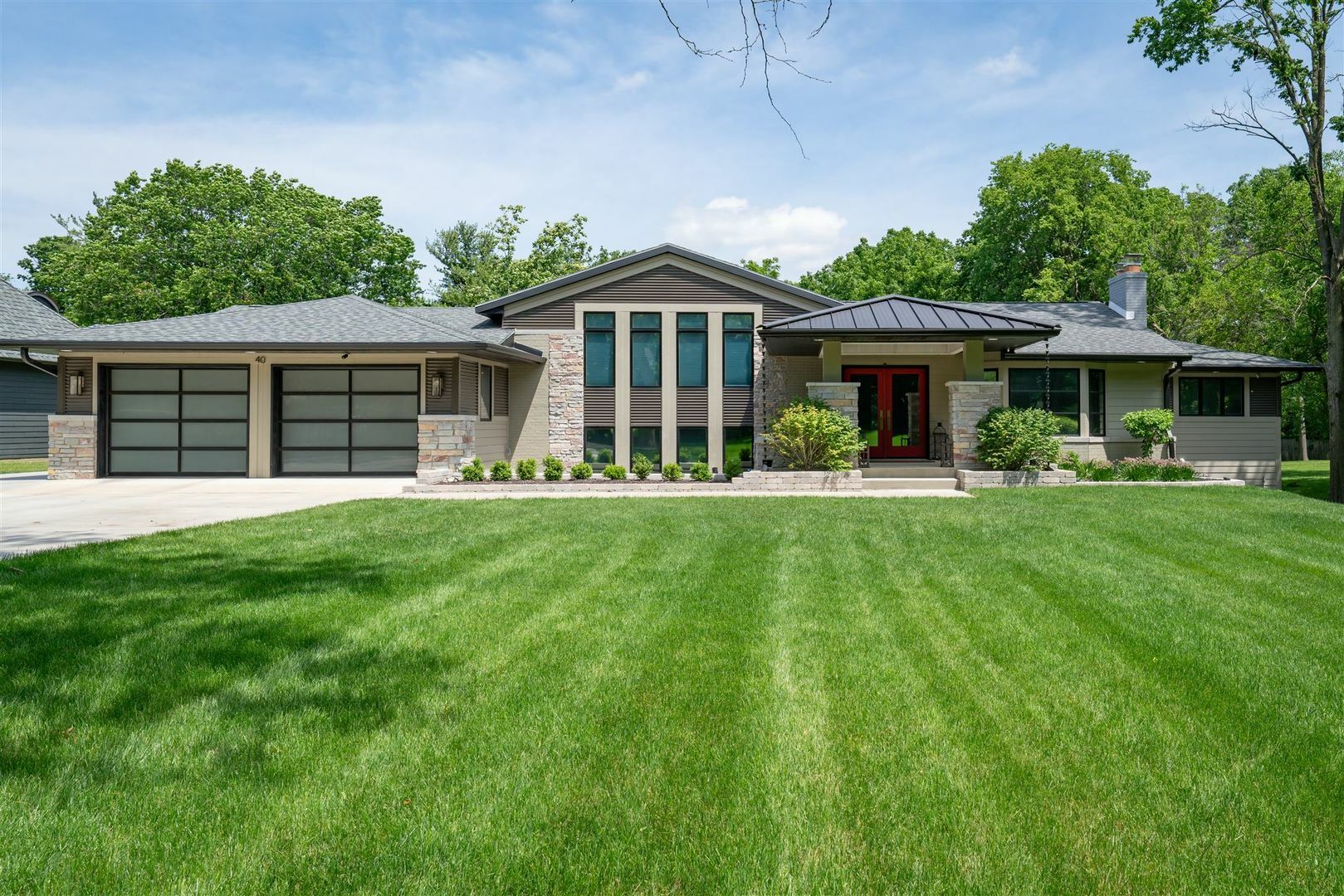 Property Photo:  40 Sunset Road  IL 61701 