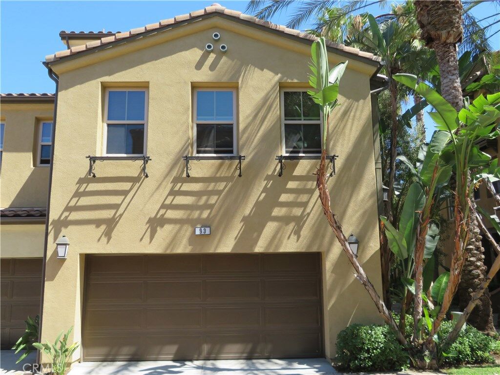 Property Photo:  93 Winding Way  CA 92620 