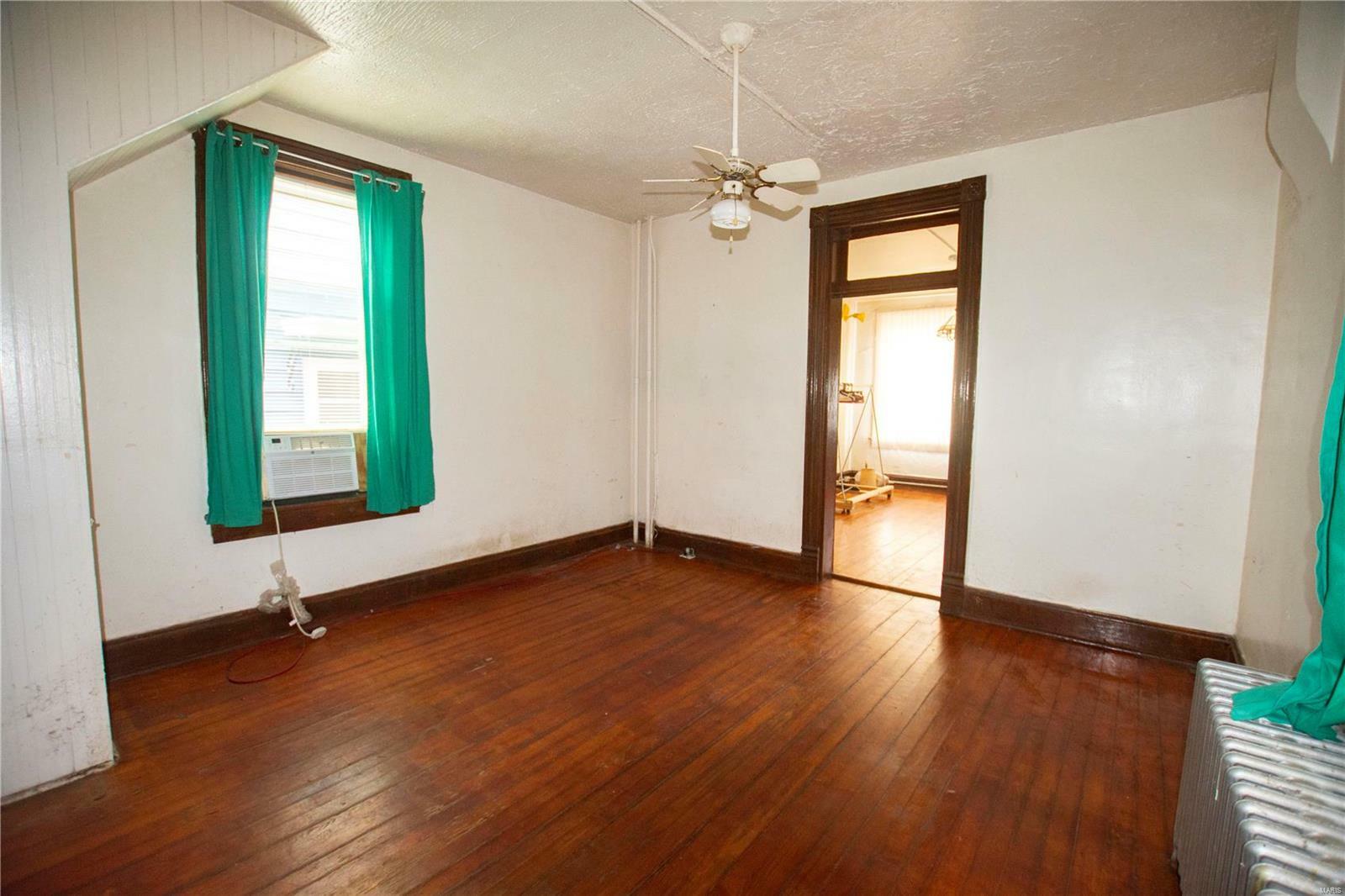 Property Photo:  18 S 17th Street  IL 62226 