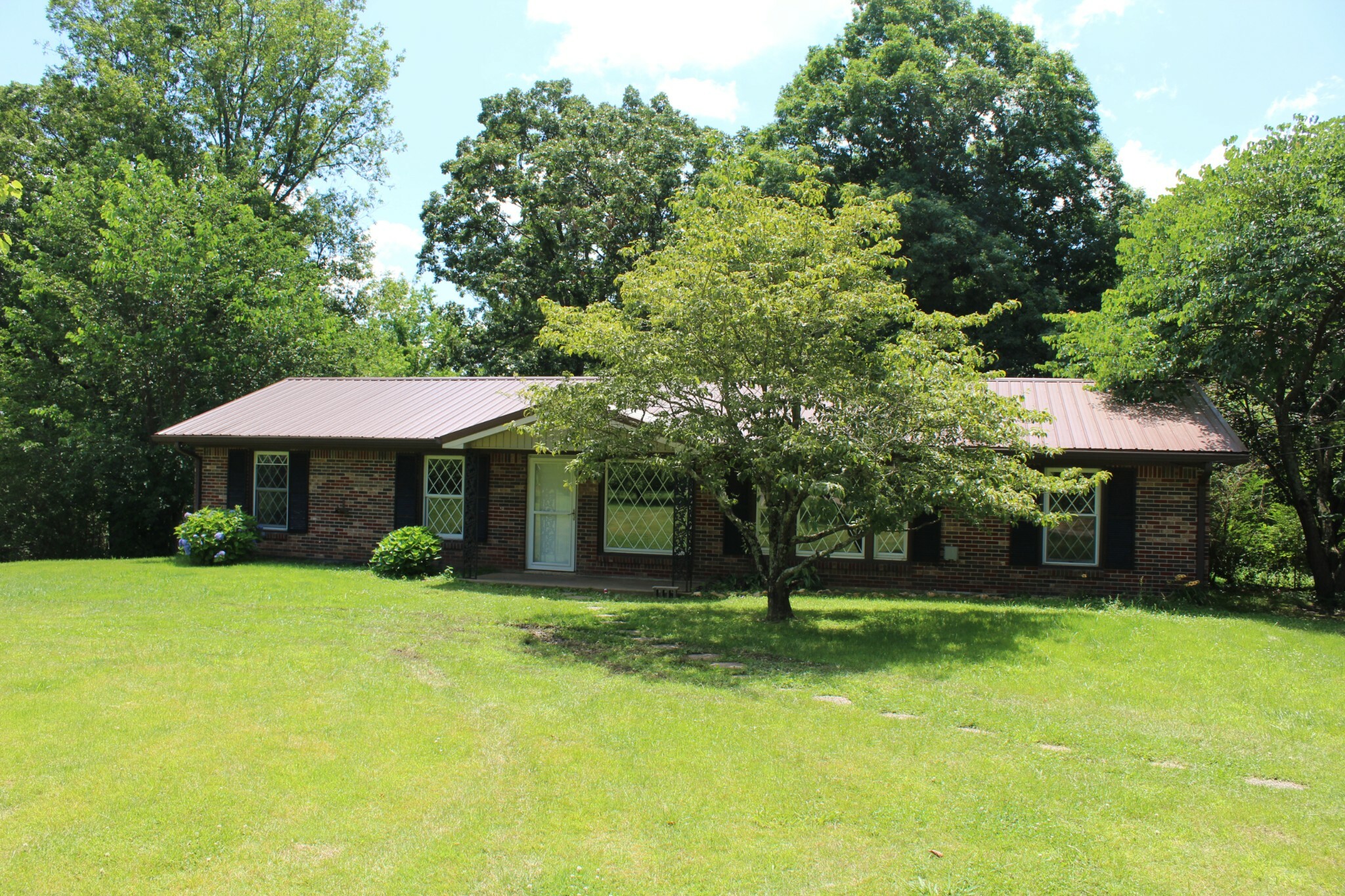 Property Photo:  394 Dogwood Dr  TN 37061 