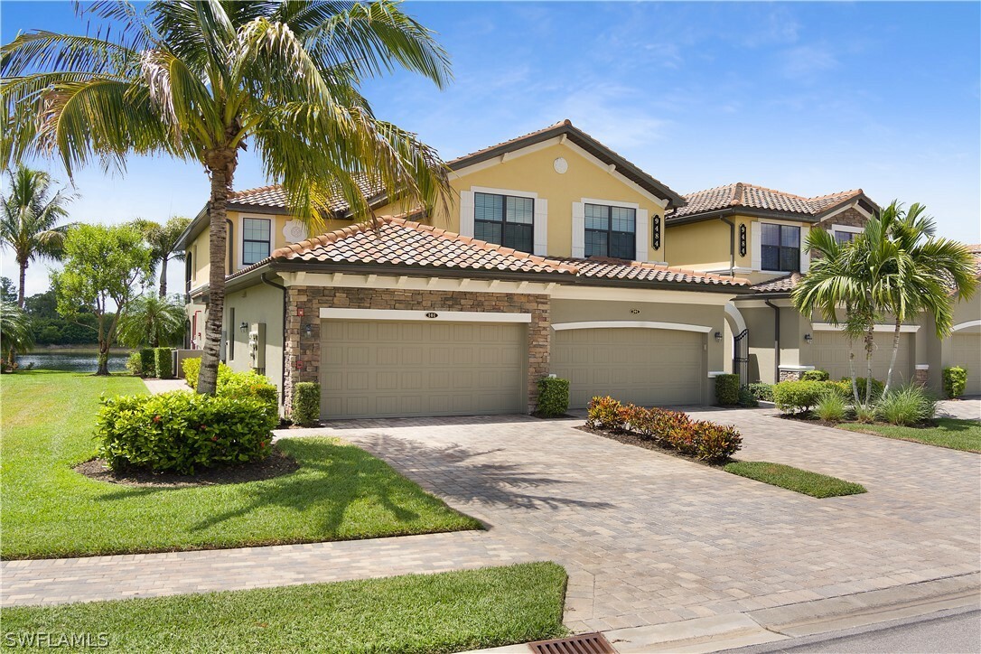 Property Photo:  9484 Napoli Lane 101  FL 34113 