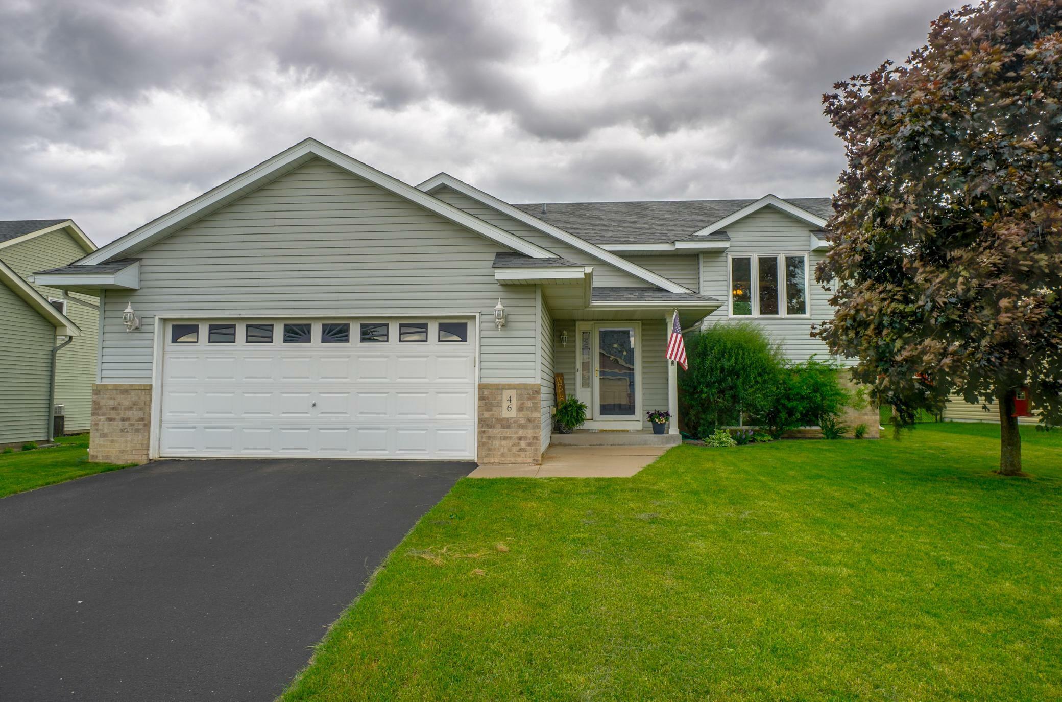 Property Photo:  46 Nicholas Way  WI 54016 