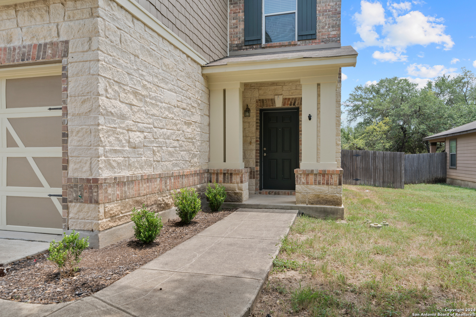 Property Photo:  309 Lasso Fls  TX 78006 