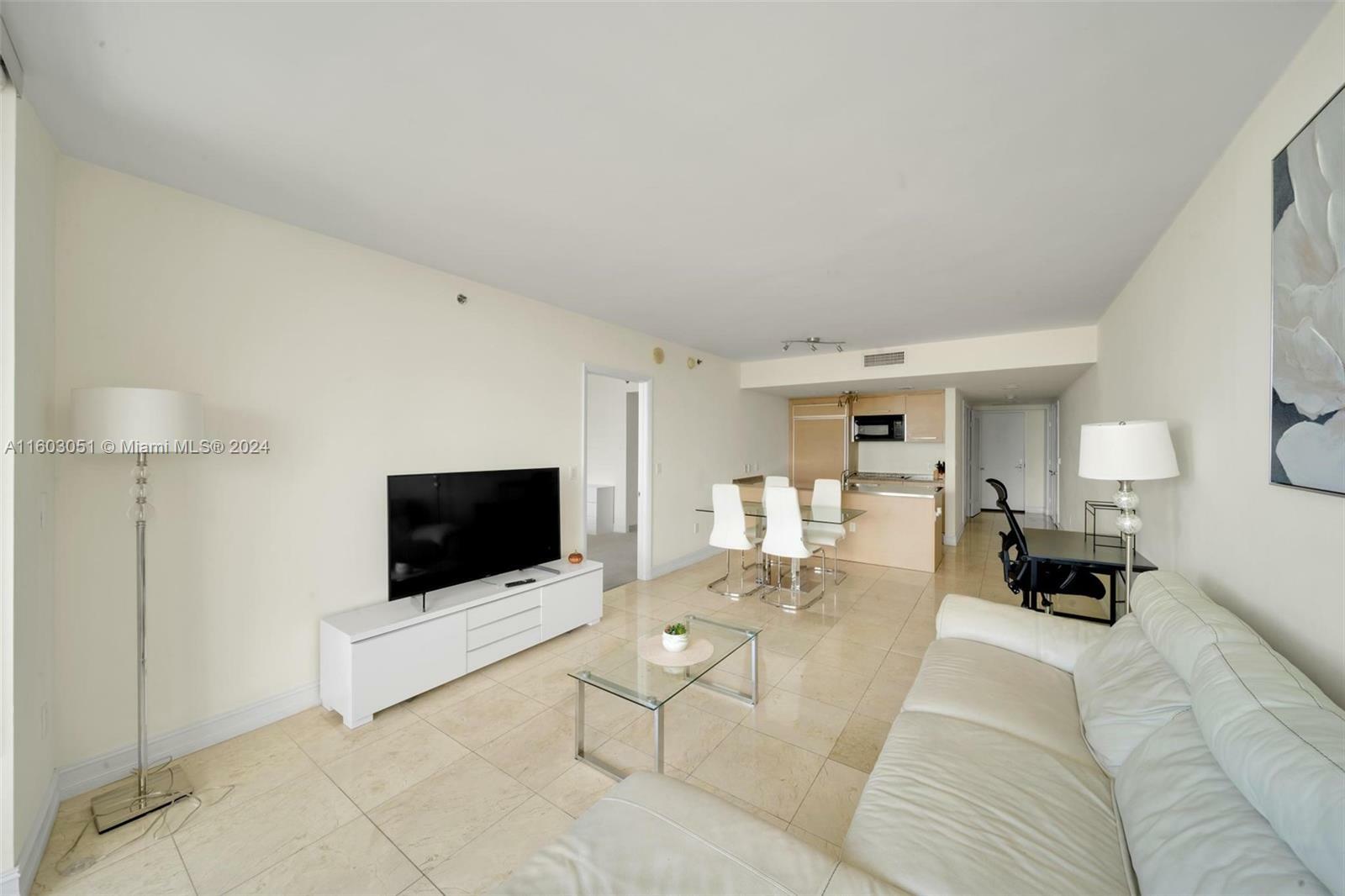 Property Photo:  1850 S Ocean Dr 1609  FL 33009 