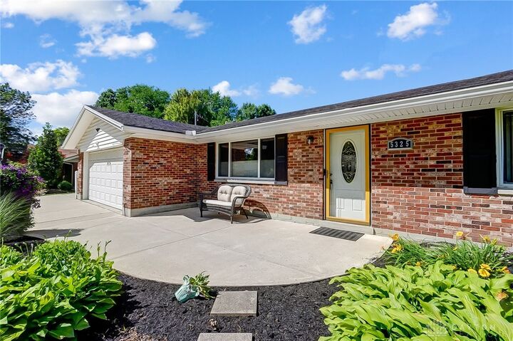 5325 Oakbrooke Drive  Kettering OH 45440 photo