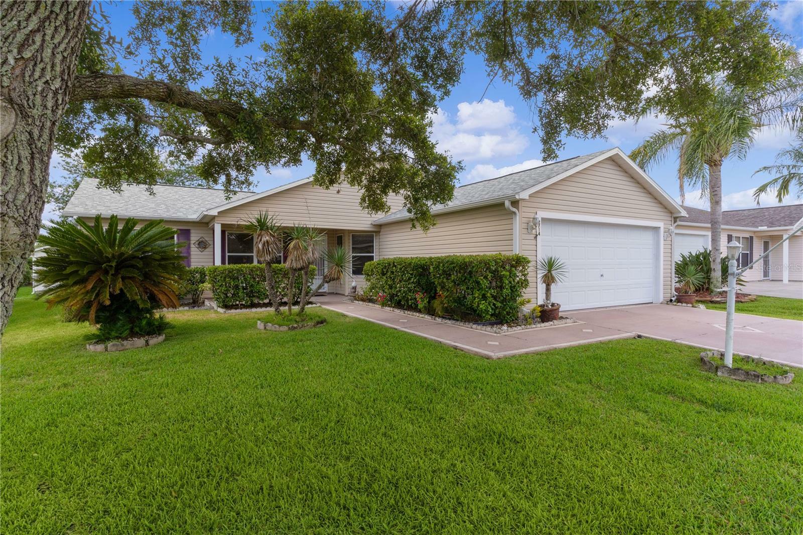 2714 Edwards Lane  The Villages FL 32162 photo