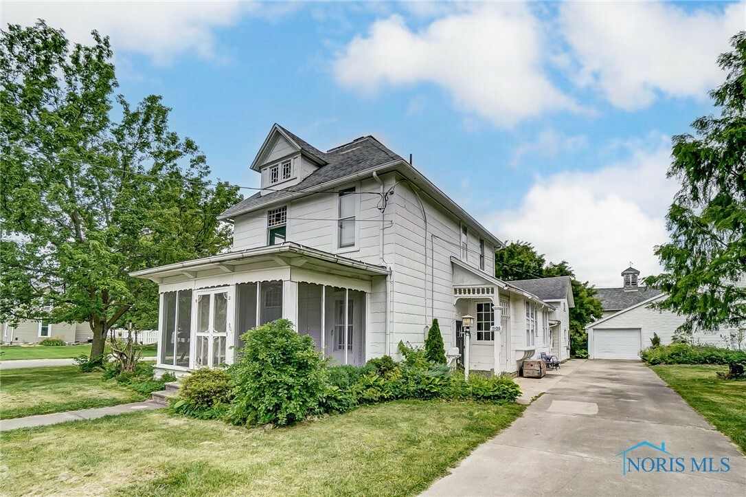 901 Selby Street  Findlay OH 45840 photo