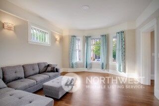 Property Photo:  567 Valley Street  WA 98109 