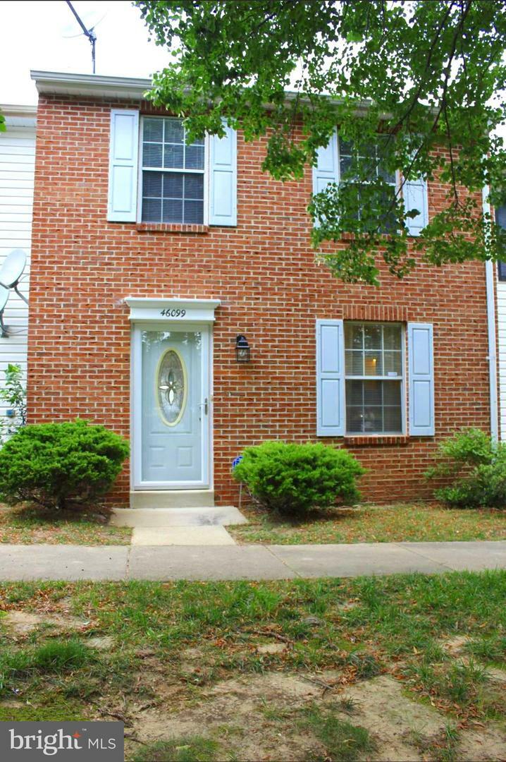 Property Photo: 46099 Lucca Way MD 20653