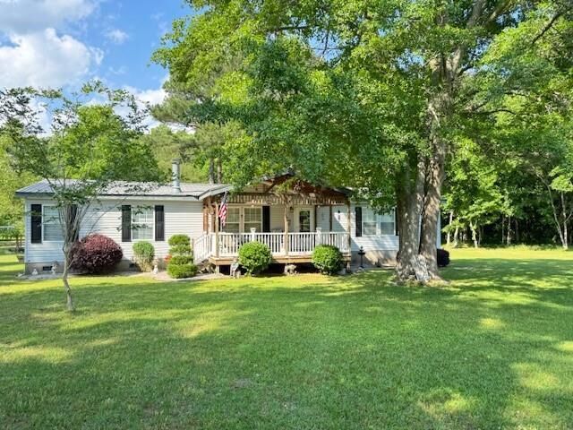 Property Photo: 1427 Lake Marion Shores Road SC 29148