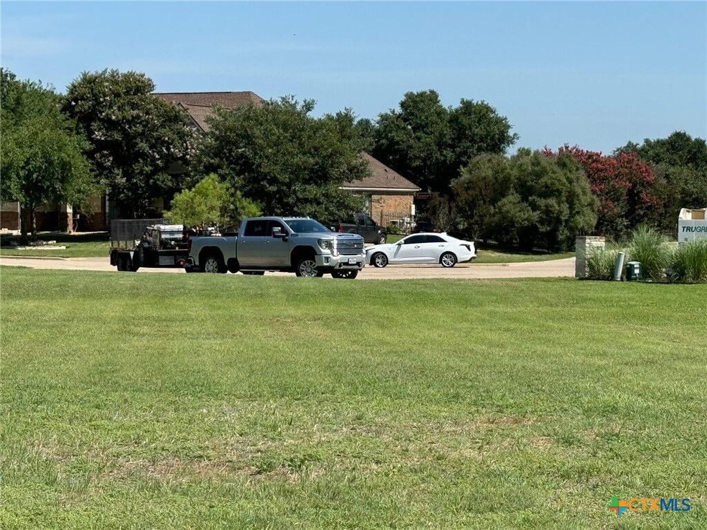 Property Photo:  1344 Walker Circle  TX 76571 