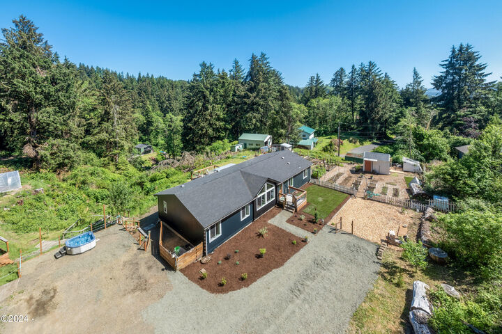 405 SE John Nye Road  Newport OR 97365 photo