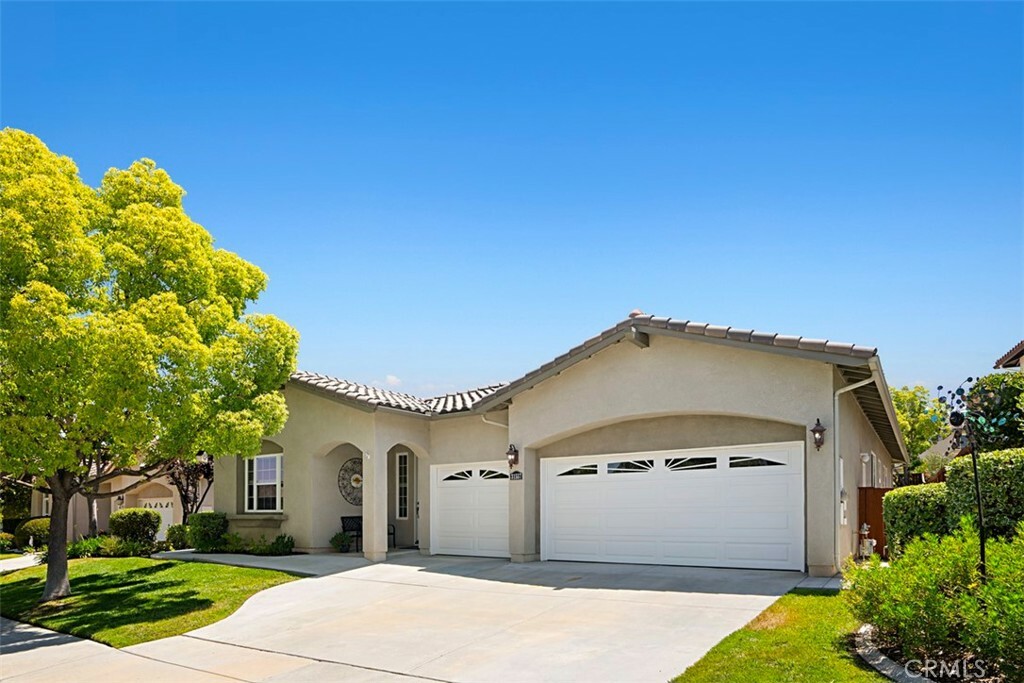 Property Photo:  31557 Champions Circle  CA 92591 