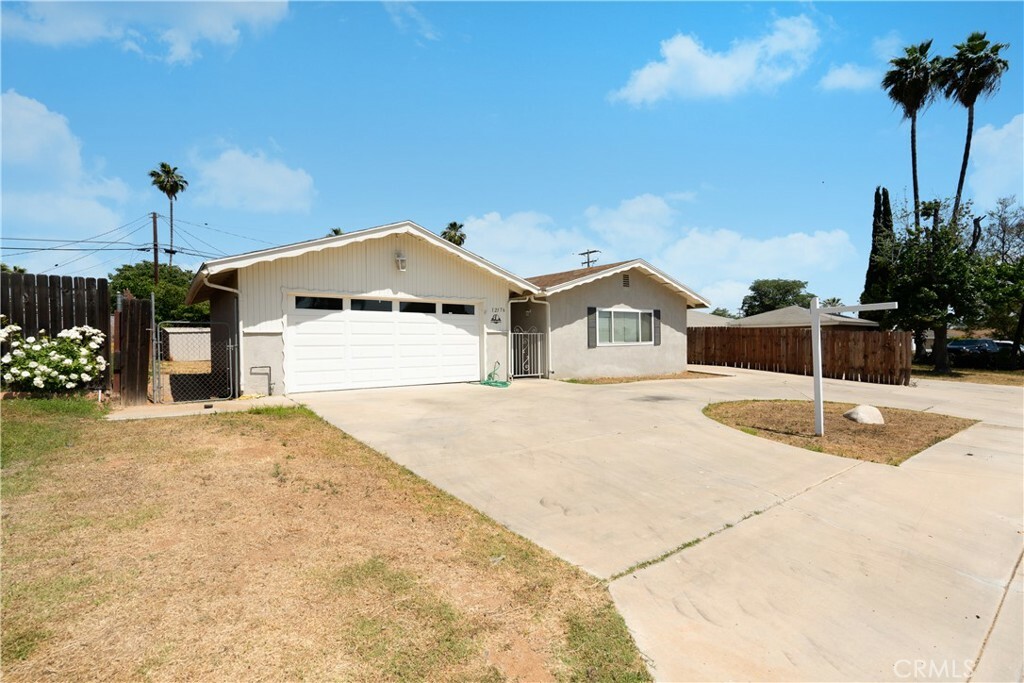 Property Photo:  12176 Indian Street  CA 92557 