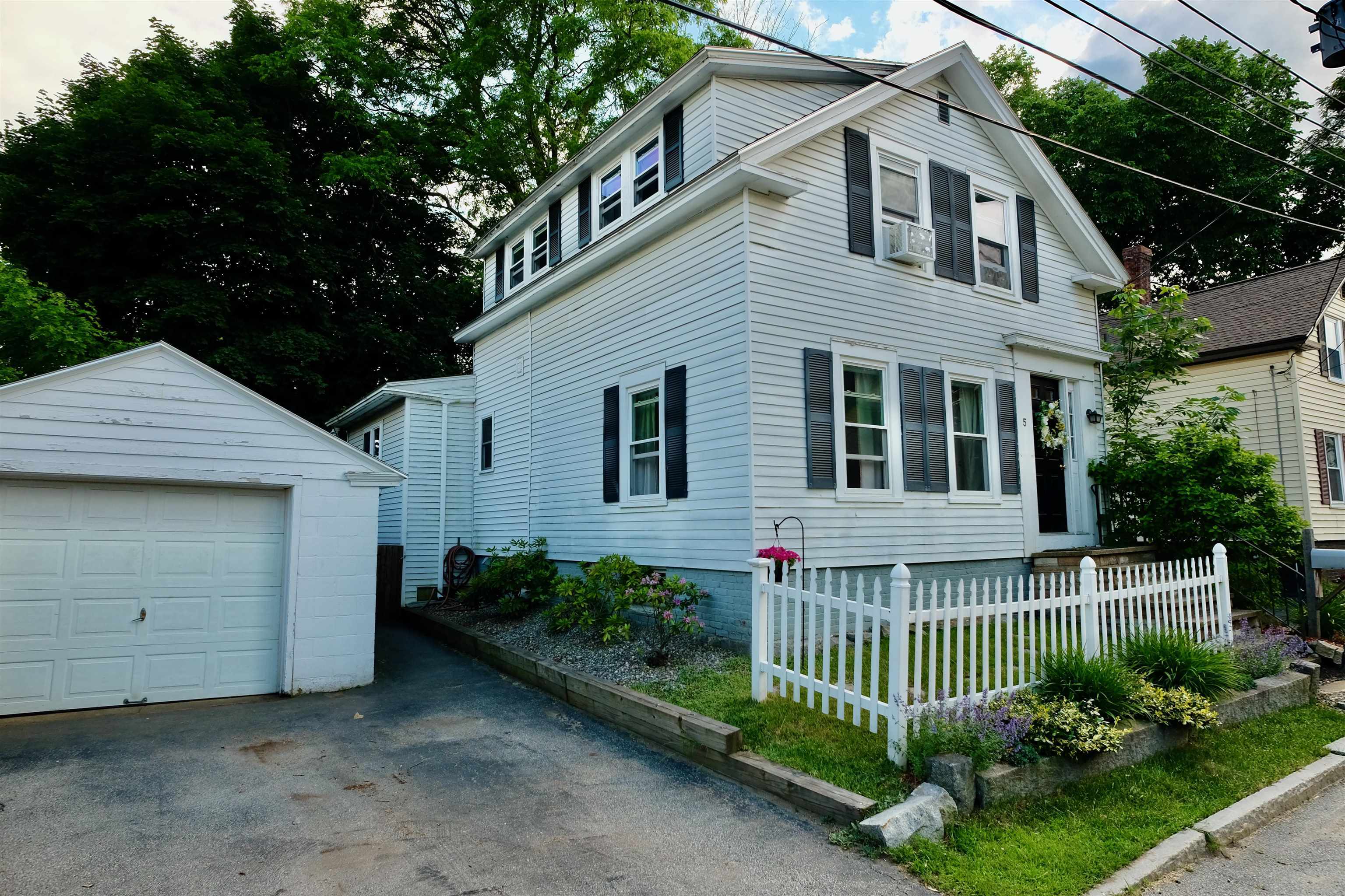 Property Photo:  5 Lincoln Street  NH 03301 