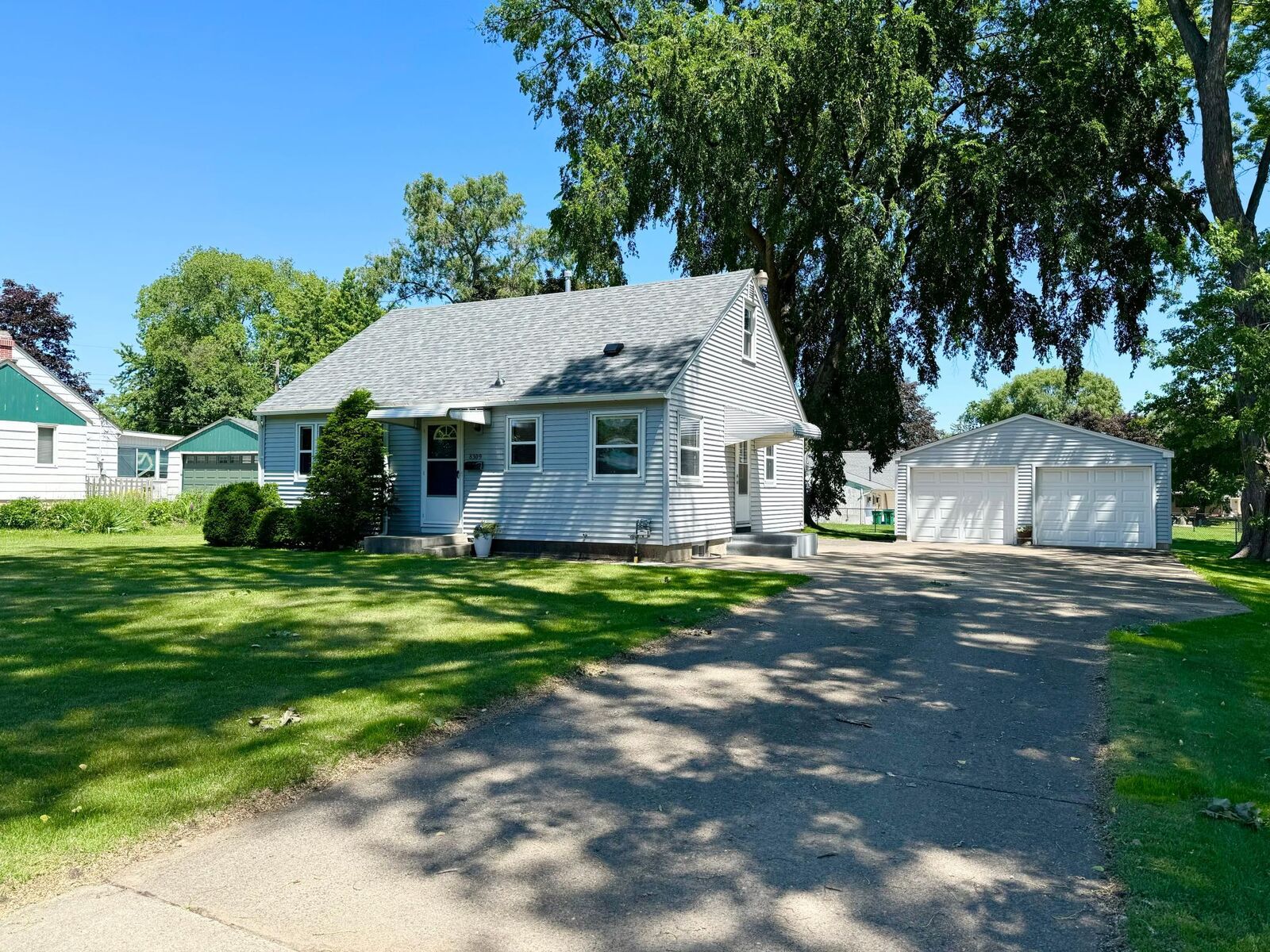 Property Photo:  8309 16th Avenue S  MN 55425 