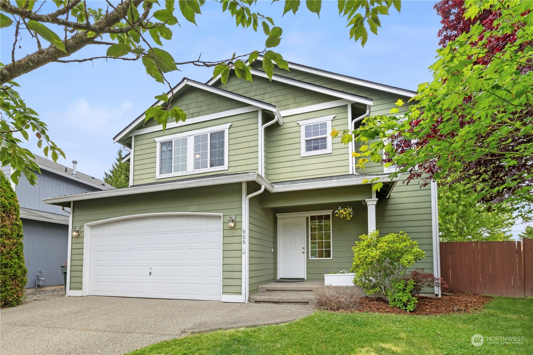 Property Photo:  905 99th Street SW  WA 98204 