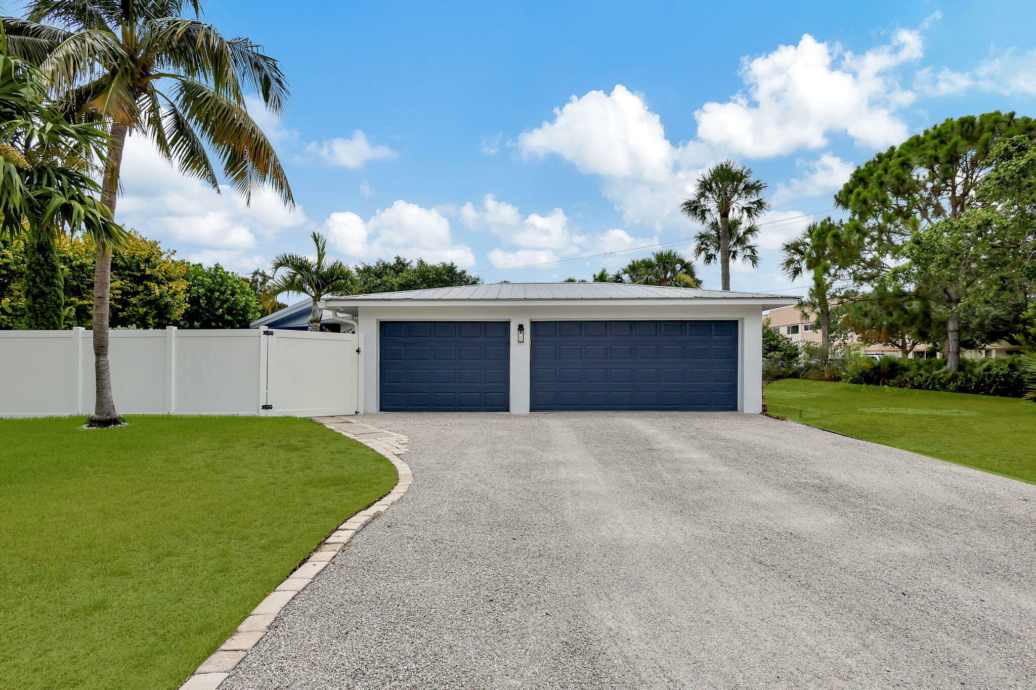 Property Photo:  25 SE Saint Lucie Boulevard  FL 34996 