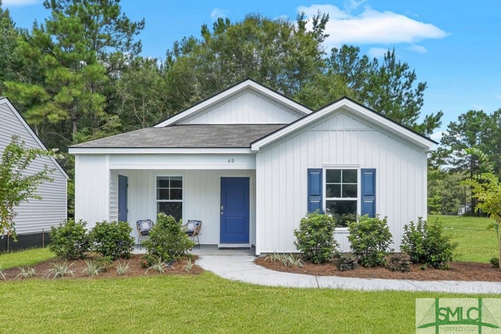 Property Photo:  166 Lakeside Drive  GA 31407 