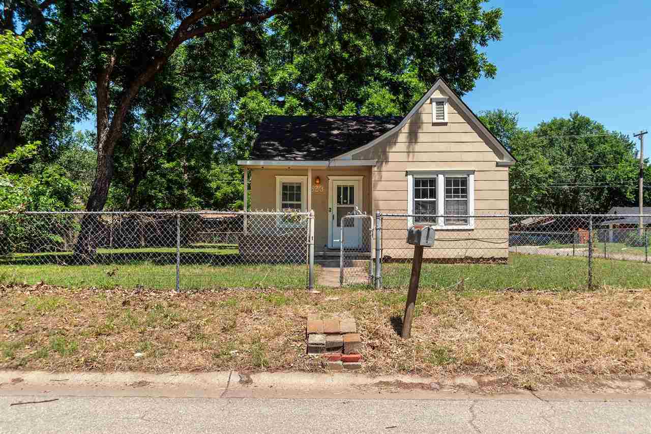 Property Photo: 1523 S Springfield OK 74074